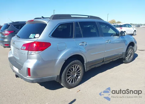 2014 Subaru Outback 2.5I Premium из США, поврежденный, VIN 4S4BRCCC6E3244162